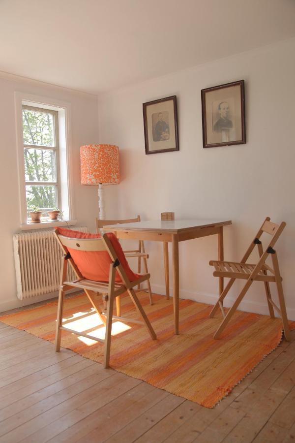 Bed and Breakfast Stora Mellings Gard Klintehamn Exterior foto